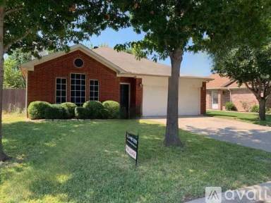 Main picture of 10517 Fossil Hill Dr