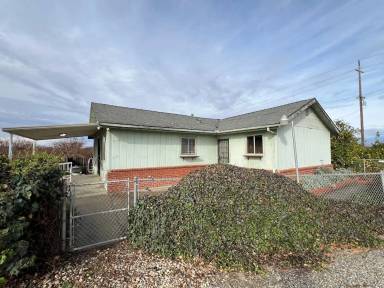 Main picture of 16109 E Manning Ave