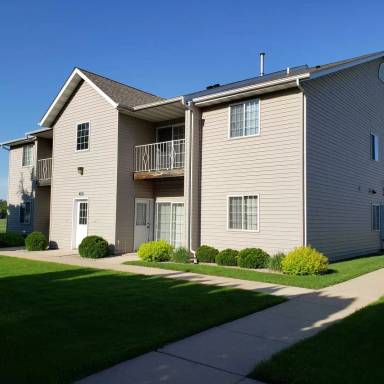Main picture of 495 Oak St