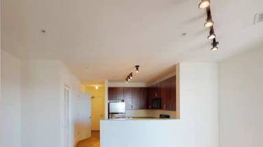 Main picture of 714 S Clark St