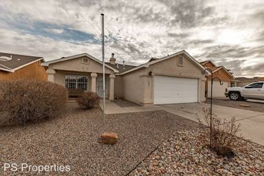 Main picture of 7700 Tanbark Ct NW