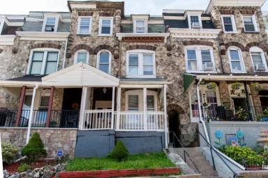 Main picture of 638 N 6th St