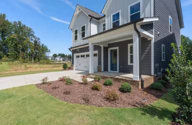 Main picture of 125 Beacon Dr