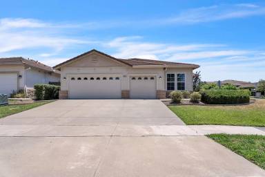 Main picture of 2901 Maybrook Dr