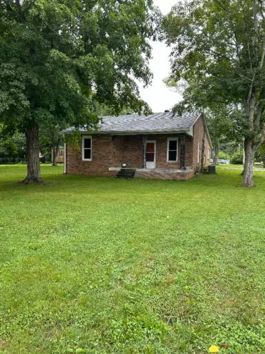 Main picture of 127 Fairview Ave