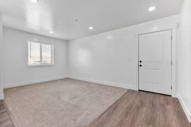 Main picture of 6188 N Freedom Rd