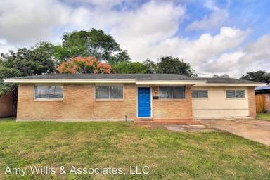 Main picture of 1321 Prince Dr