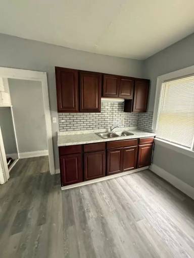 Main picture of 13200 Horner Ave