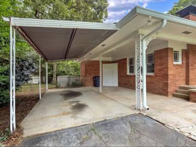 Main picture of 2794 Lake Harbin Rd