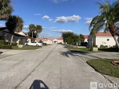 Main picture of 733 Carpenters Way