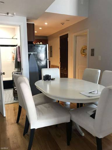 Main picture of 113 Beacon St