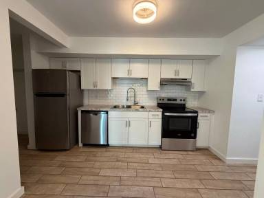 Main picture of 218 Myrtlewood Cir