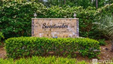 Main picture of 6307 Sweetwater Blvd