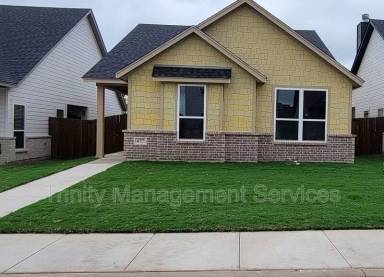 Main picture of 677 The Cottages Dr