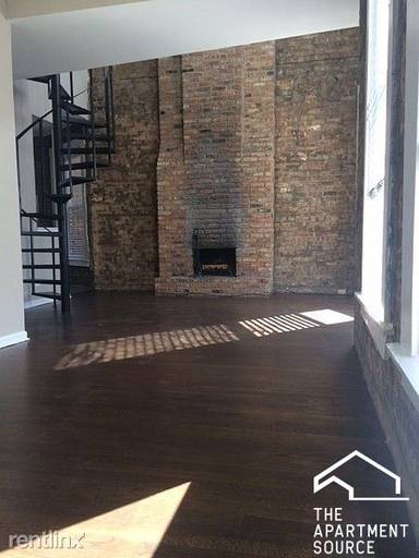 Main picture of 666 W Roscoe St