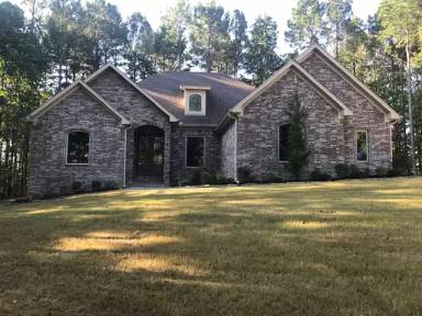 Main picture of 2023 Gunnison Dr