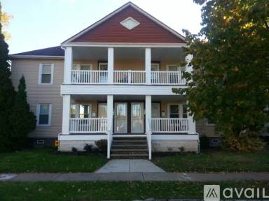 Main picture of 10712 Elgin Ave