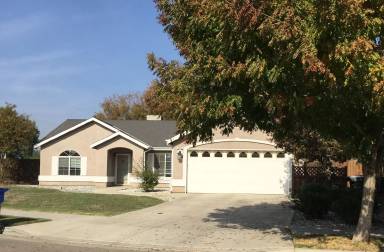 Main picture of 950 Yosemite Dr
