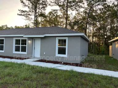 Main picture of 6080 SW 143rd St