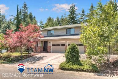 Main picture of 1715 Easthill Pl NW