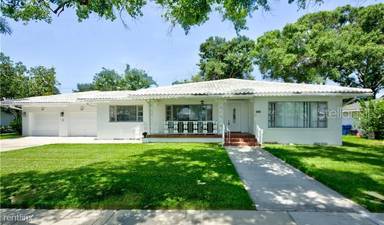 Main picture of 606 Channel Dr