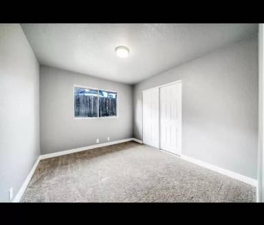 Main picture of 782 Redwood Blvd