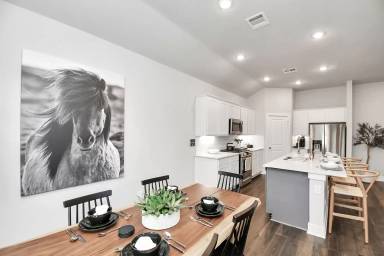 Main picture of 10519 Moon Valley Ln