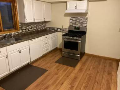Main picture of 538 Van Buren Ave