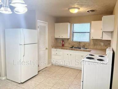 Main picture of 4629 Daughtry Blvd E