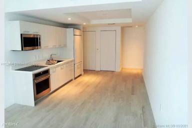 Main picture of Brickell Heights