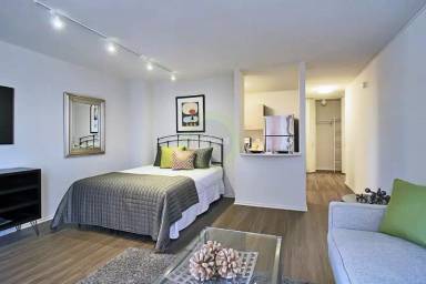 Main picture of 63 W Elm St