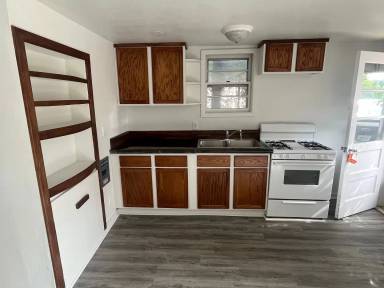 Main picture of 1615 38th St