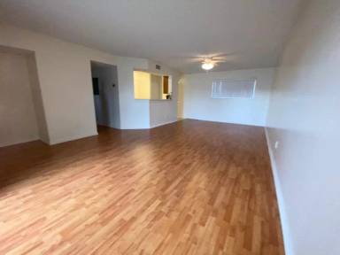 Main picture of 3405 NW 44th St