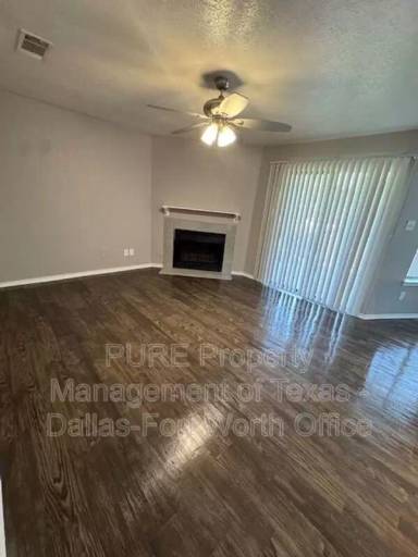 Main picture of 814 Castleglen Dr