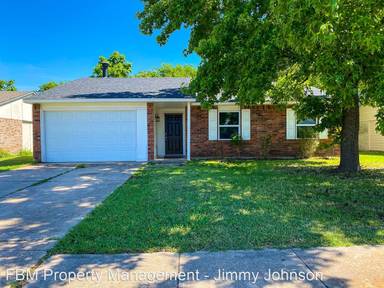 Main picture of 7309 Bluestem Rd