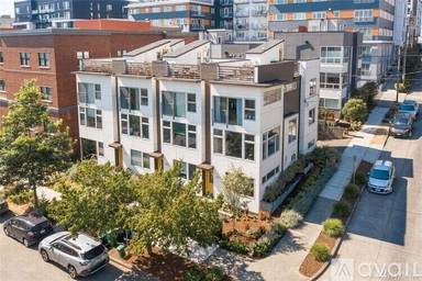 Main picture of 4503 41st Ave SW