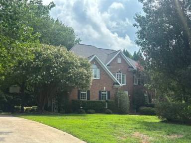 Main picture of 43 Crooked Creek Ln