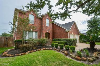 Main picture of 28218 Daystrom Ln