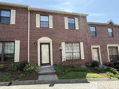 Main picture of 437 S Gallaher View Rd