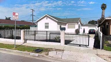 Main picture of 941 W 133rd St