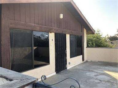 Main picture of 3208 La Costa St