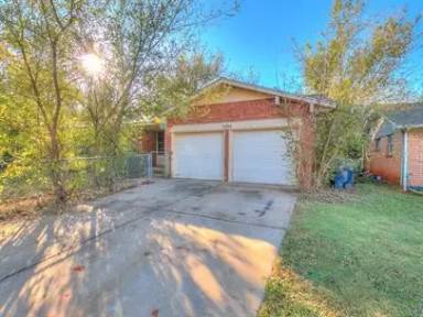Main picture of 3204 Parker Dr