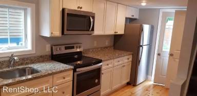 Main picture of 175 Pleasant St