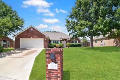 Main picture of 1204 Westend Dr