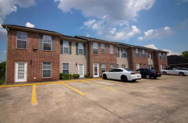 Main picture of 4439 Brown St