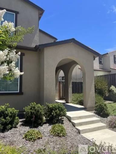 Main picture of 141 Heartland Dr