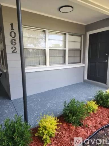 Main picture of 1062 NE 19th Pl