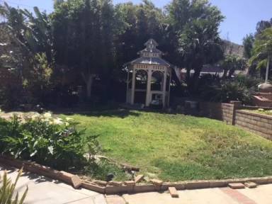 Main picture of 6652 Avenida Valencia