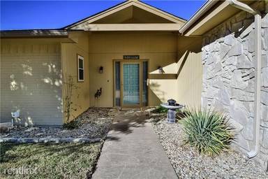 Main picture of 3924 Laramie Dr