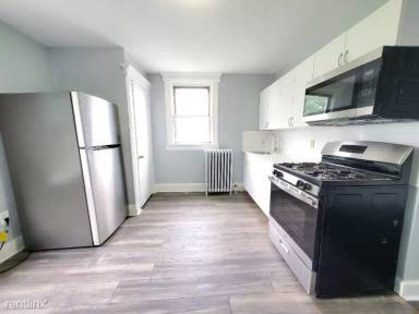 Main picture of 102 Grant Ave